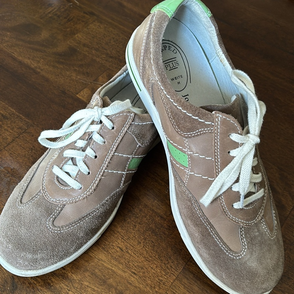Joseph Siebel tan color size 38 ladies casual shoes